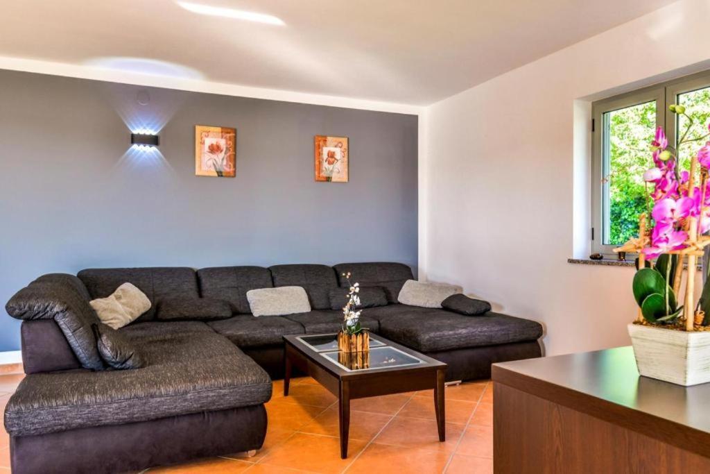 Apartments Lia-Jolie Umag Exteriör bild