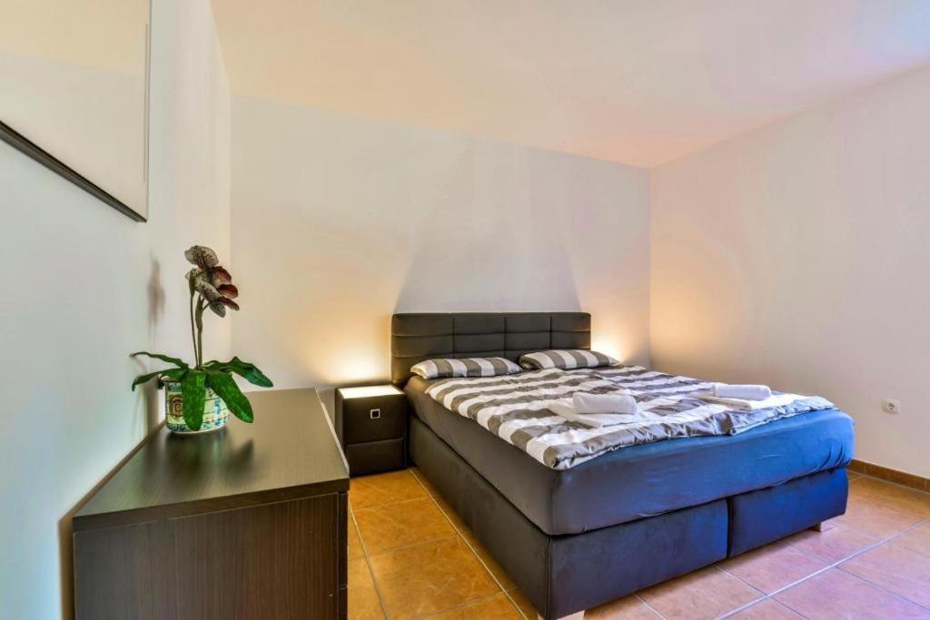 Apartments Lia-Jolie Umag Exteriör bild